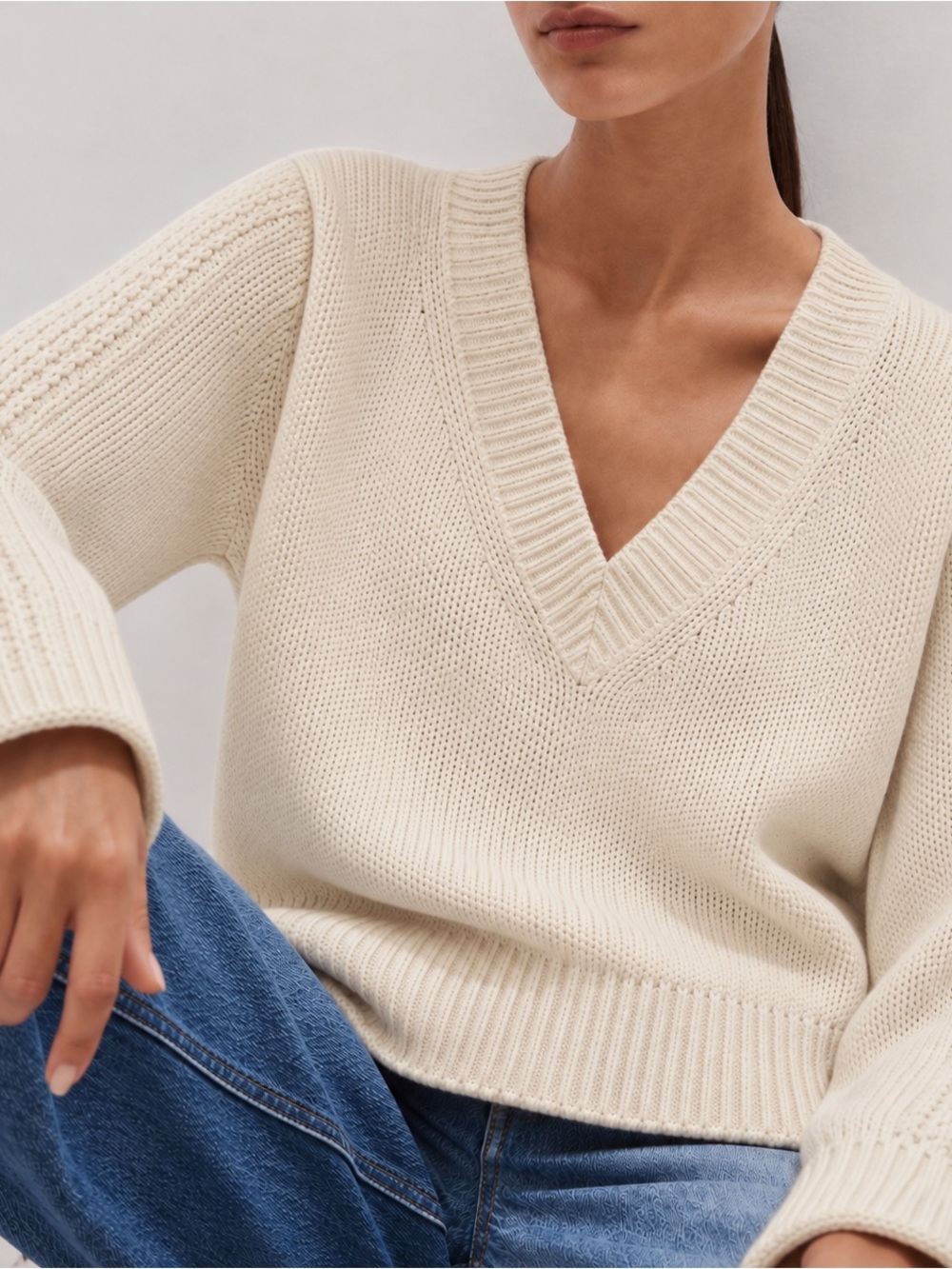 NWT J.Crew Relaxed V-Neck Ivory Sweater S